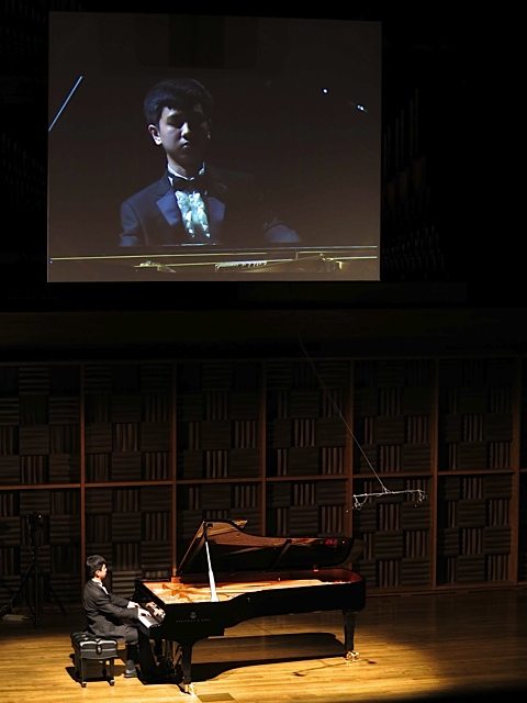 The scene in Gartner Auditorium during the solo rounds